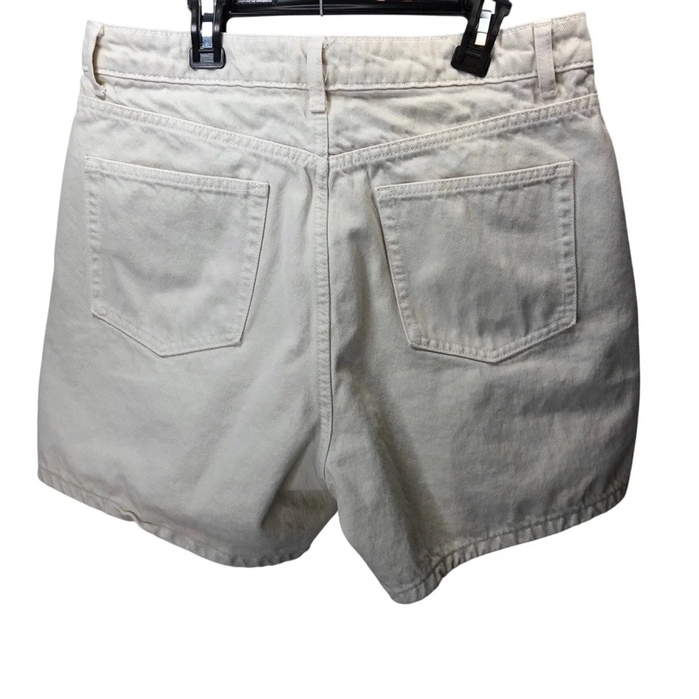 Zara Off White Cotton Mom Denim Shorts Sz 10 US Long Line High Rise Casual Beach